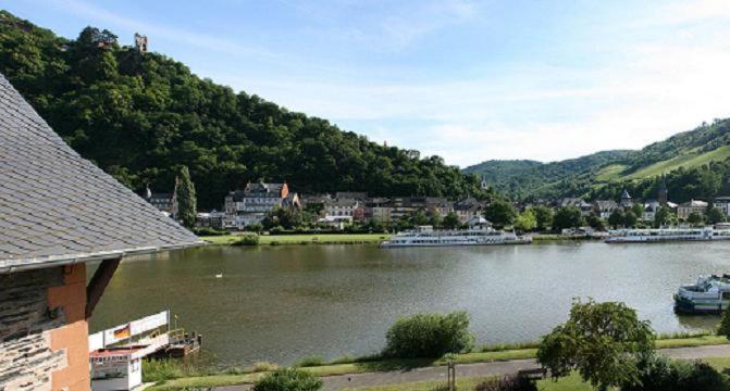 Hotel Vier Loewen Traben-Trarbach Exterior photo