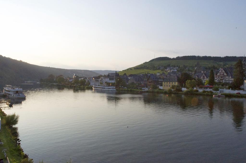 Hotel Vier Loewen Traben-Trarbach Exterior photo